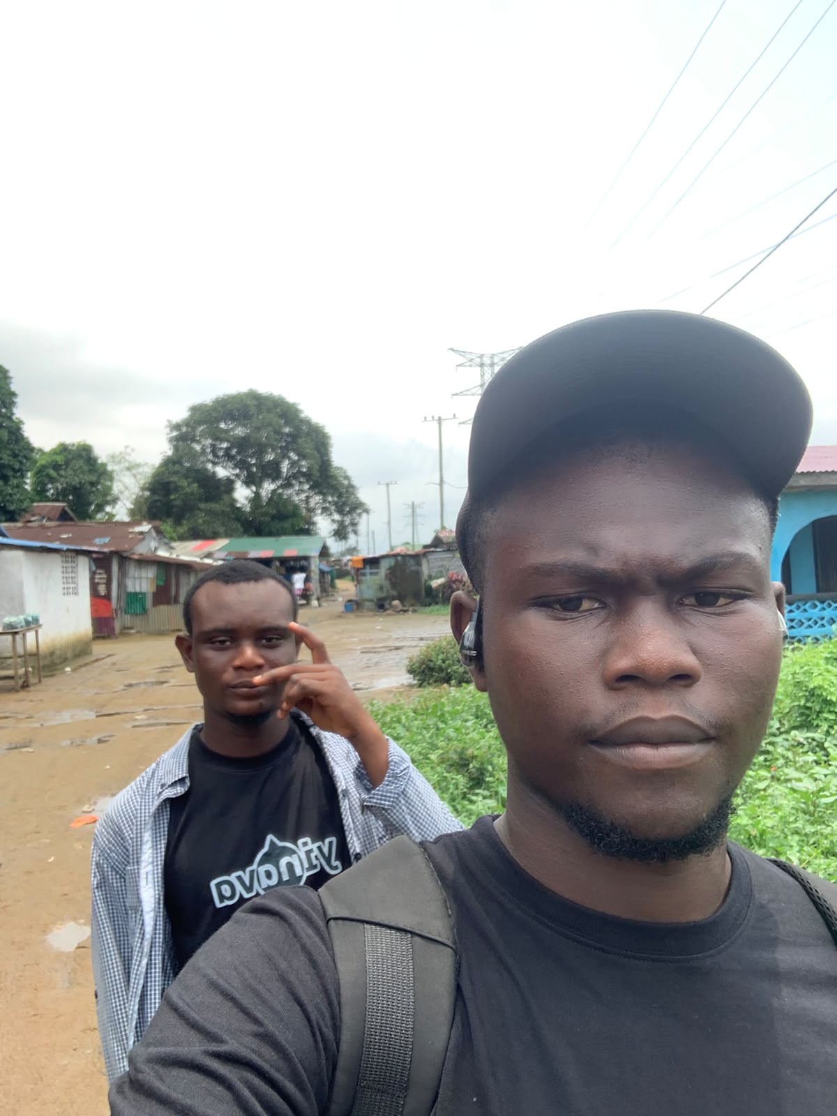 Members of the Yinava field team in the community